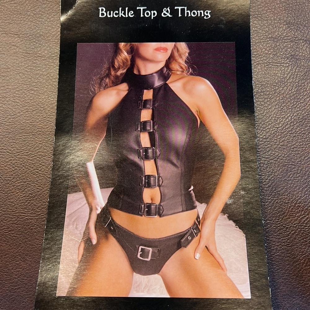 Insinuate • Buckle Top & Thong Black Set - Picture 11 of 12